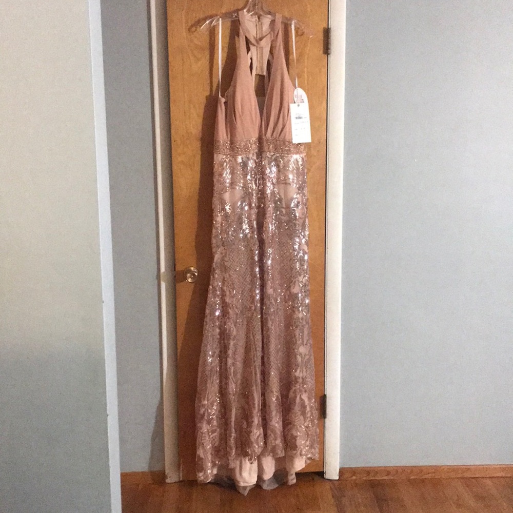 Stunning formal/prom gown Size 16W